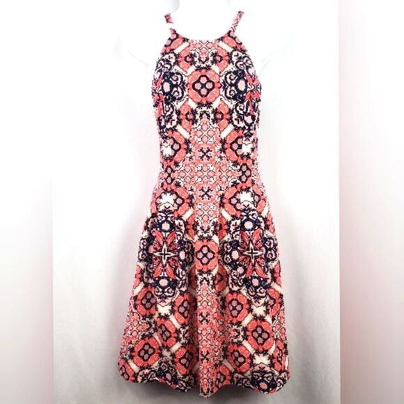 VINCE CAMUTO Dress - Picture 4 of 8